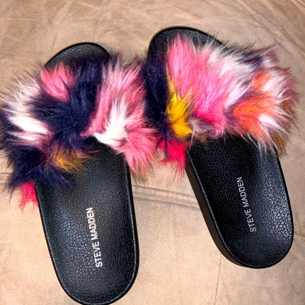 Steve Madden rainbow slides